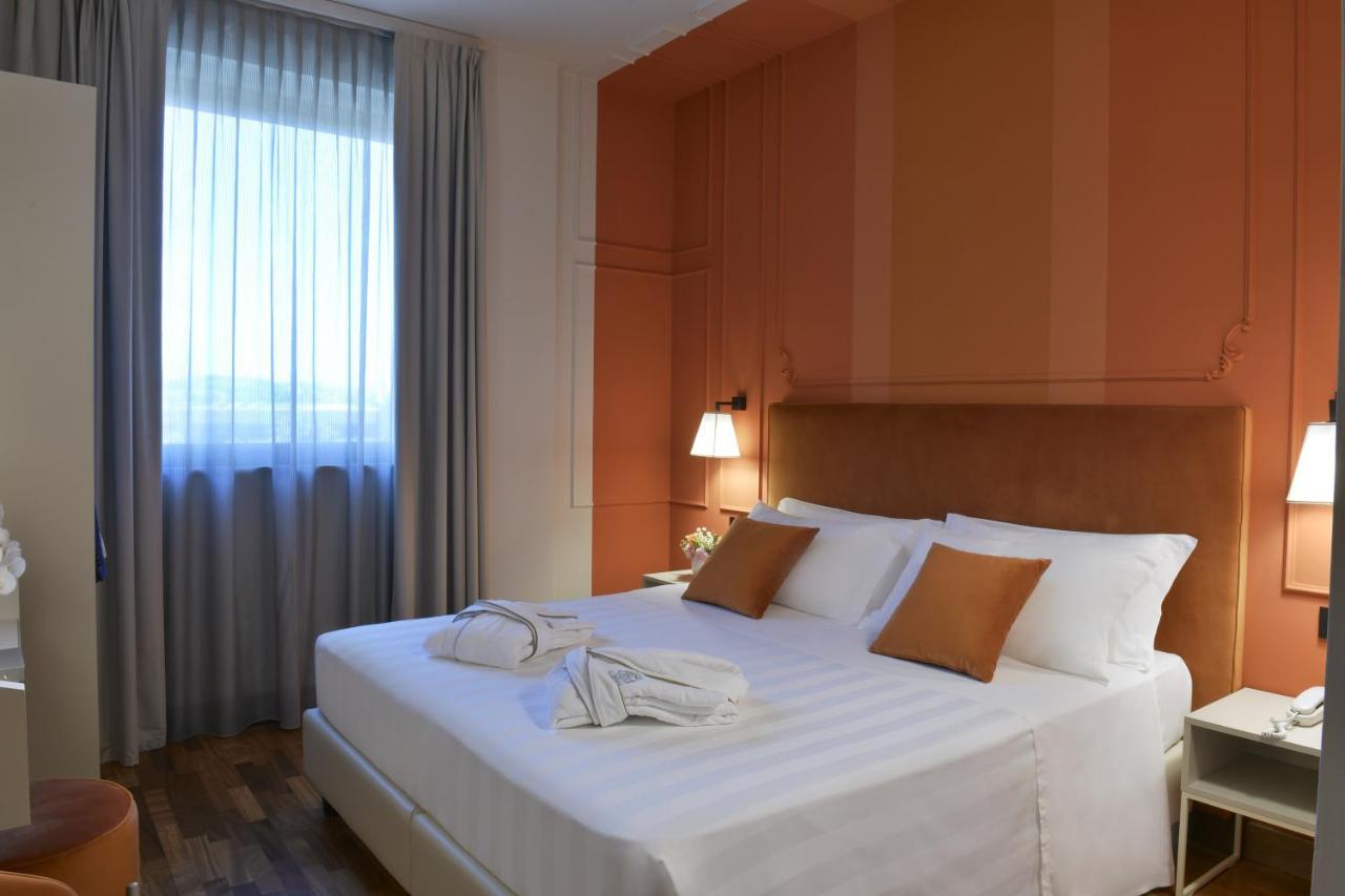 Hotel Torresi Potenza Picena Dış mekan fotoğraf